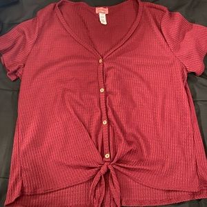 Short sleeve tie front top